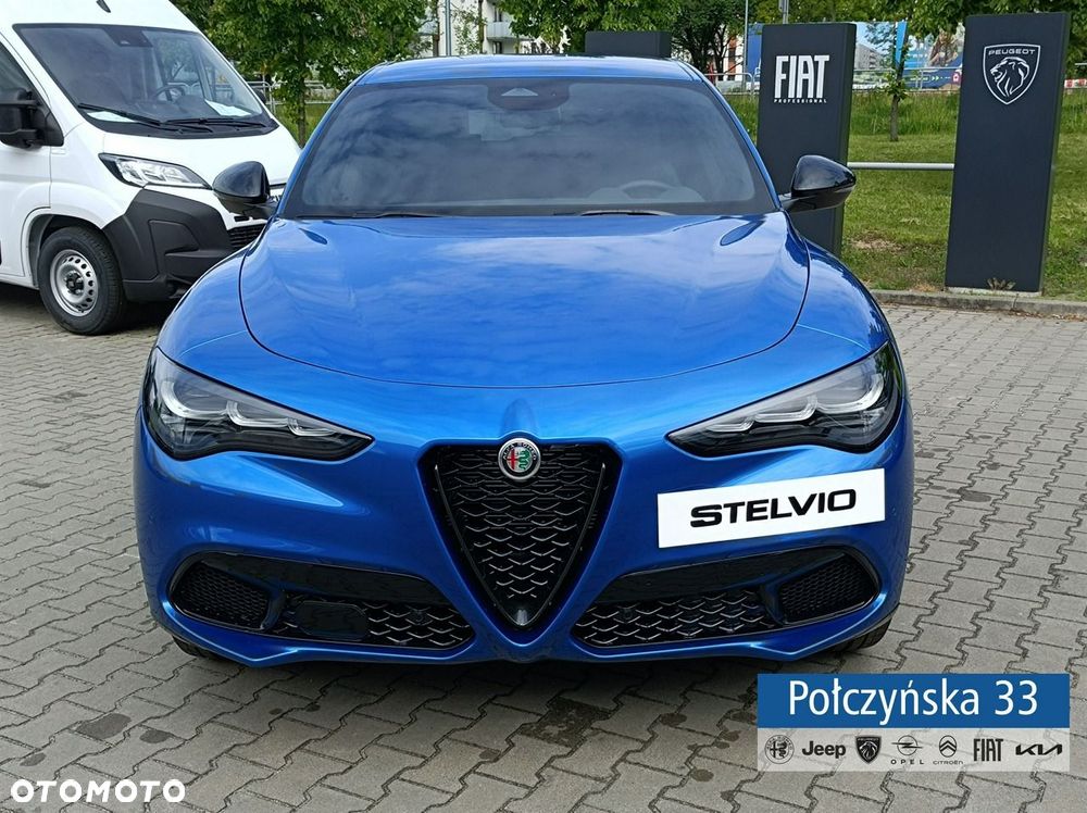 Alfa Romeo Stelvio - 15