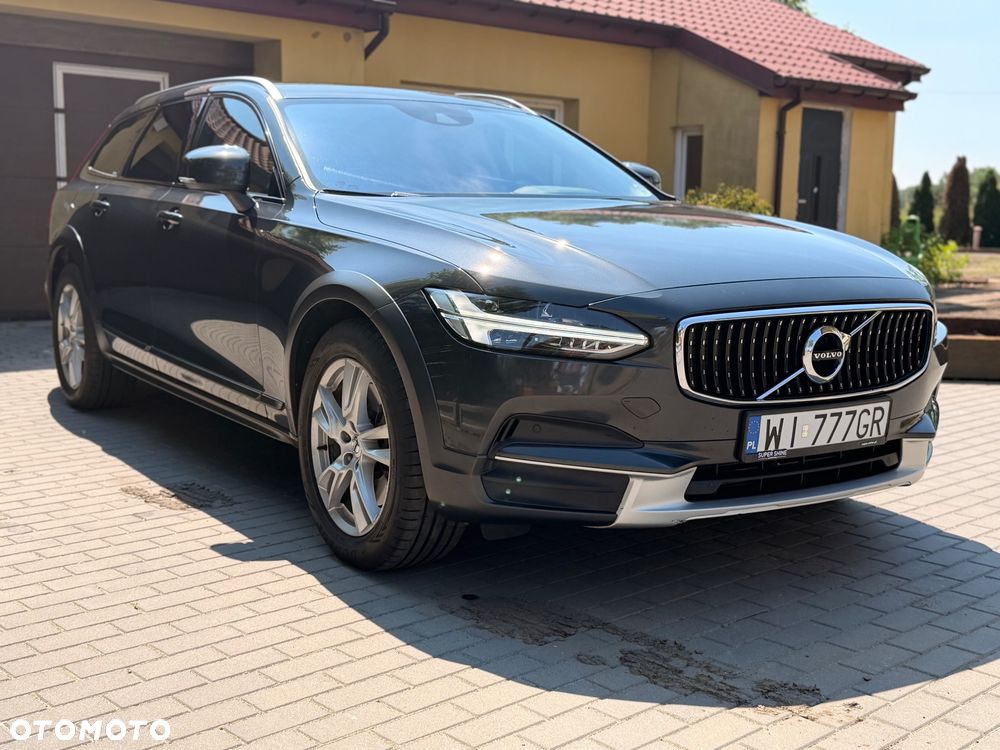Volvo V90 Cross Country D5 AWD - 1