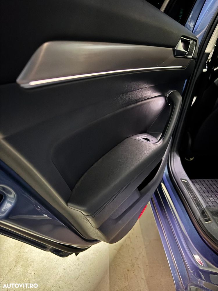 Volkswagen Passat - 14