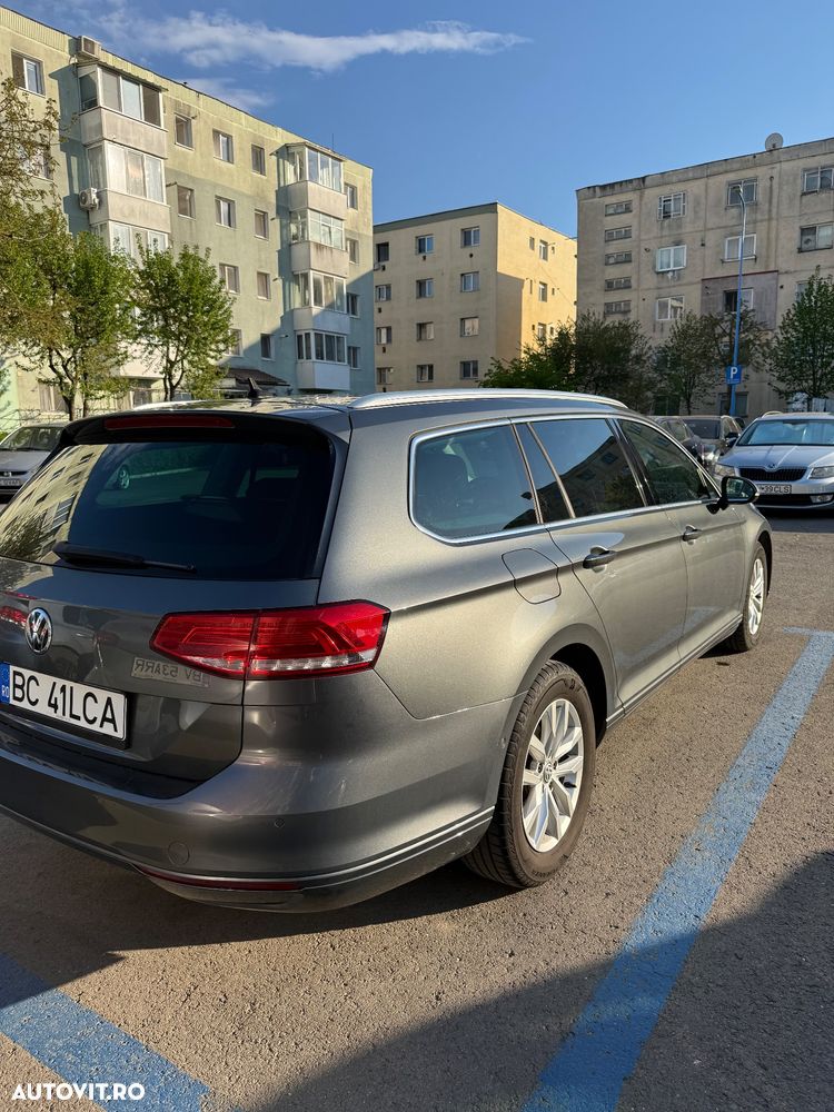 Volkswagen Passat 2.0 TDI DSG Comfortline - 10