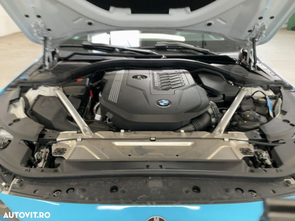 BMW M4 M440i xDrive - 20