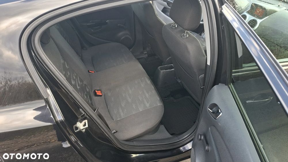 Opel Corsa 1.4 16V Satellite - 13