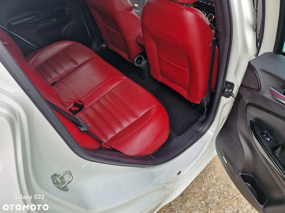 Alfa Romeo Giulietta 1.8 TBi 16V Quadrifoglio Verde - 30