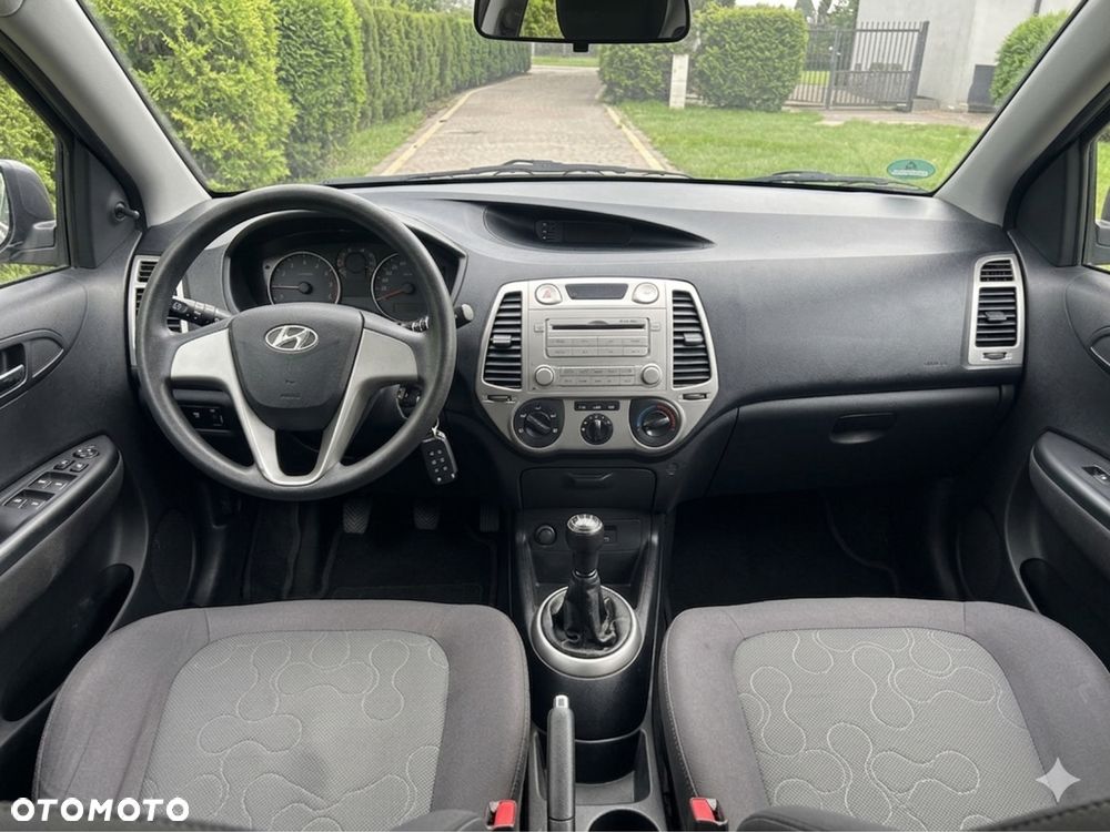 Hyundai i20 - 8