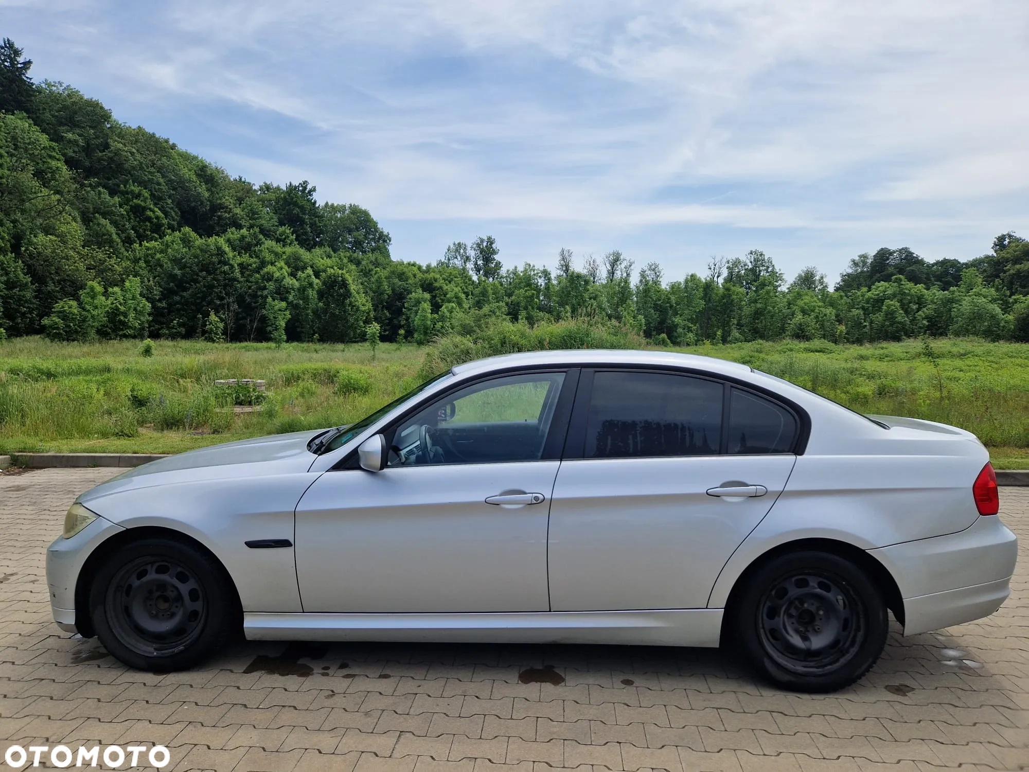 BMW Seria 3 318i - 5