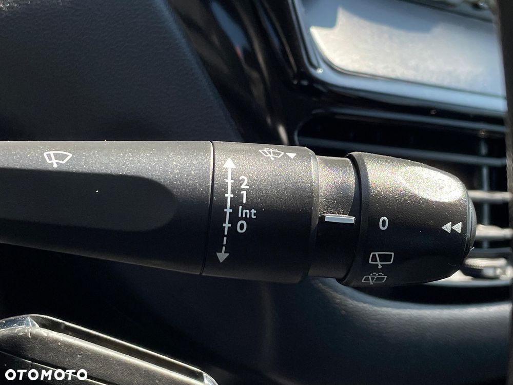 Peugeot 208 68 VTI Active - 25