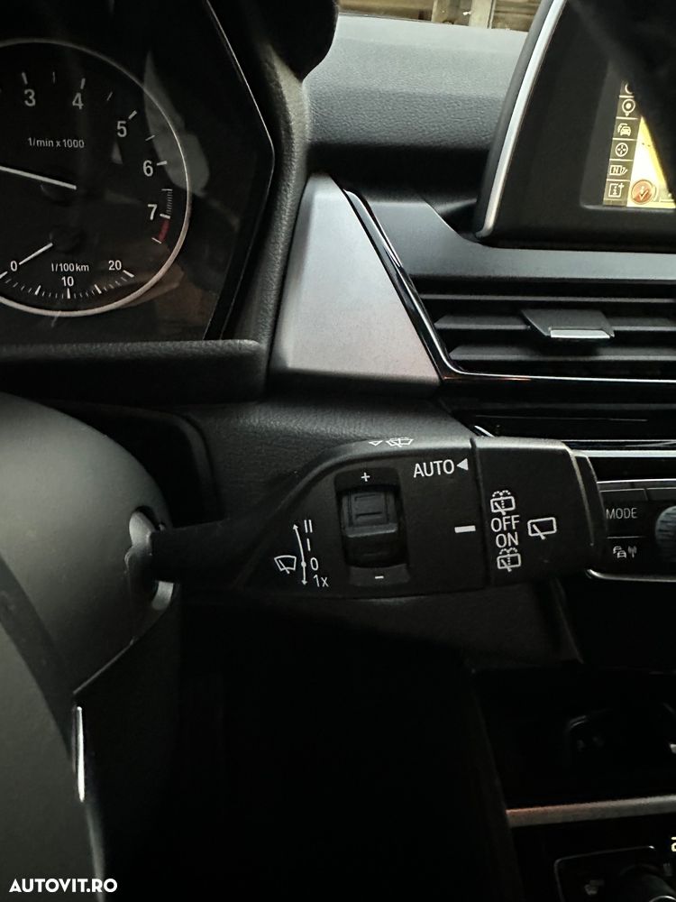 BMW Seria 2 218i Gran Tourer Luxury Line - 15