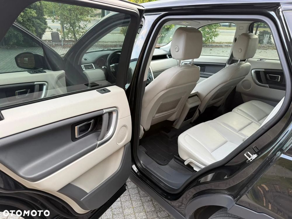 Land Rover Discovery Sport 2.0 TD4 HSE - 12
