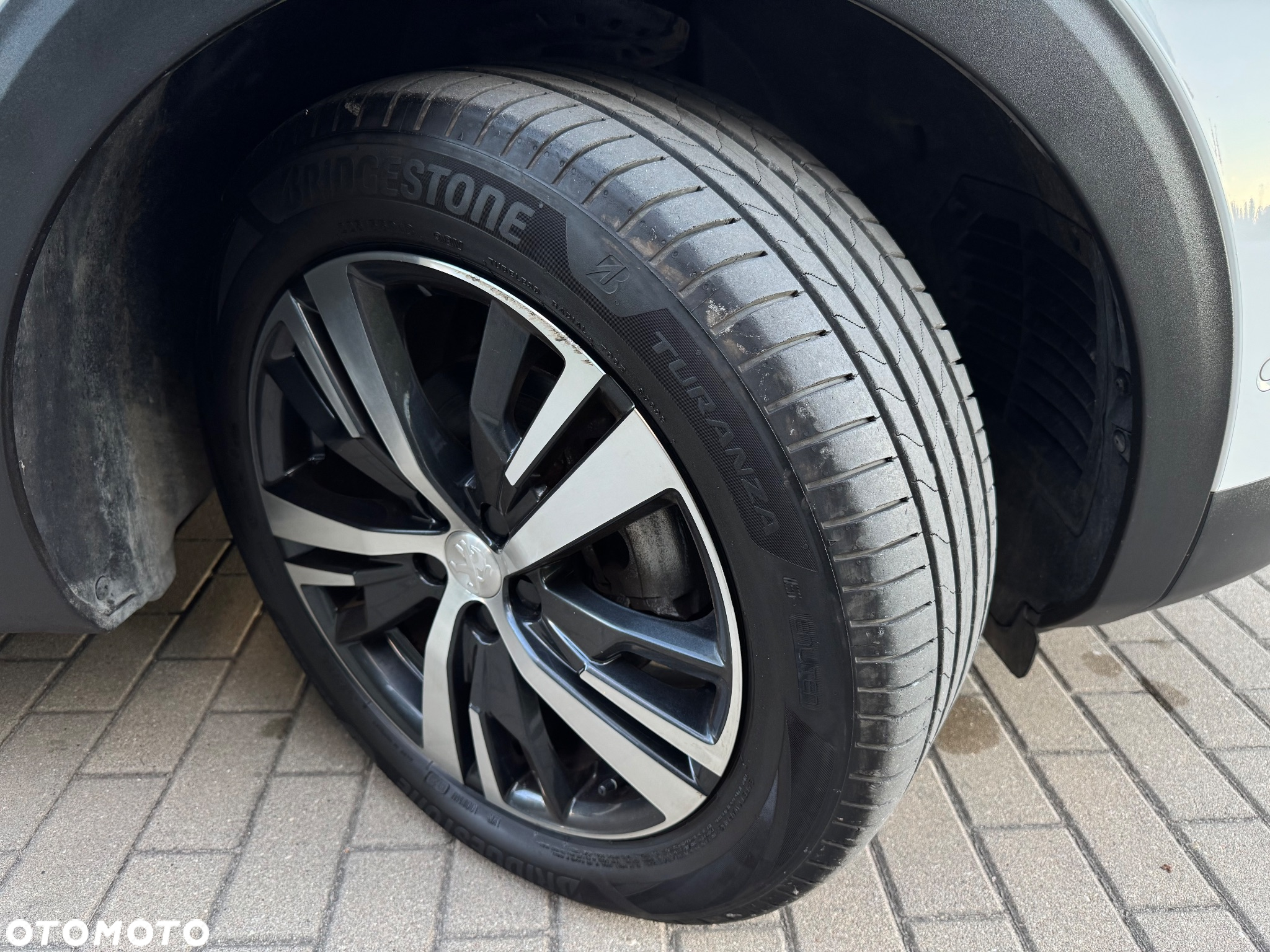 Peugeot 3008 PureTech 130 Stop & Start GPF EAT8 Allure Business-Paket - 12