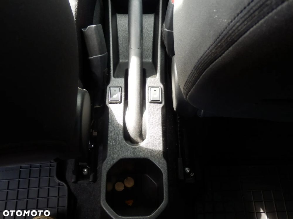 Suzuki Ignis - 26