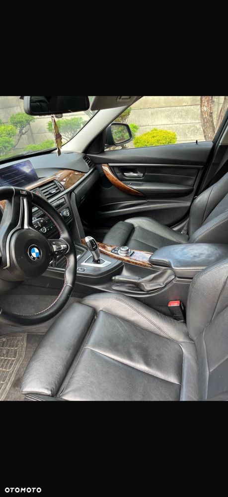 BMW Seria 3 328i - 10