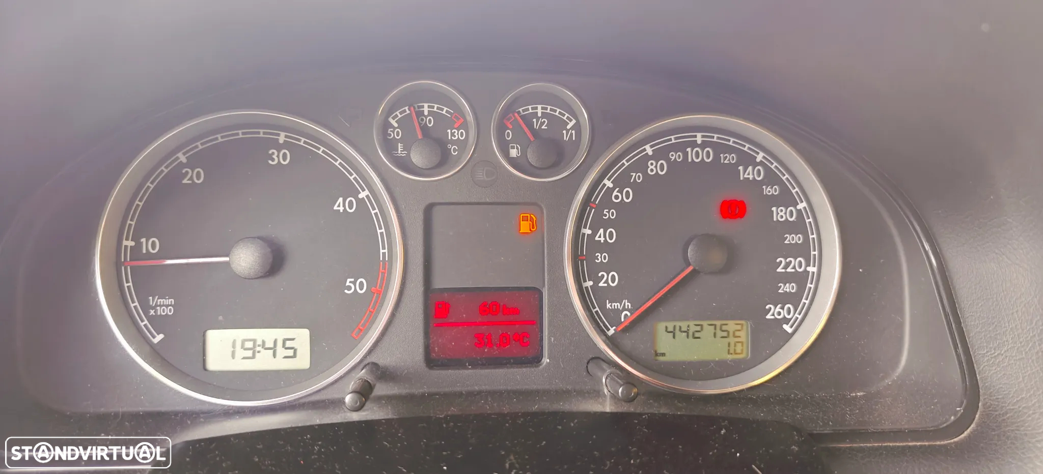 VW Passat Variant 1.9 TDi Highline - 9