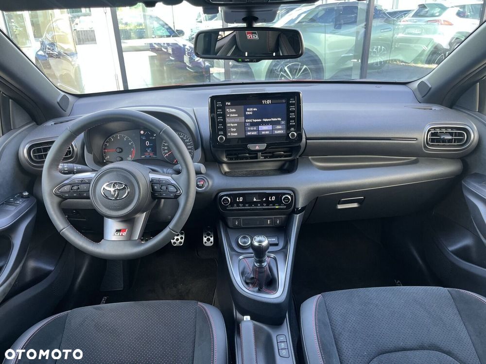 Toyota GR Yaris 1.6 Dynamic - 13