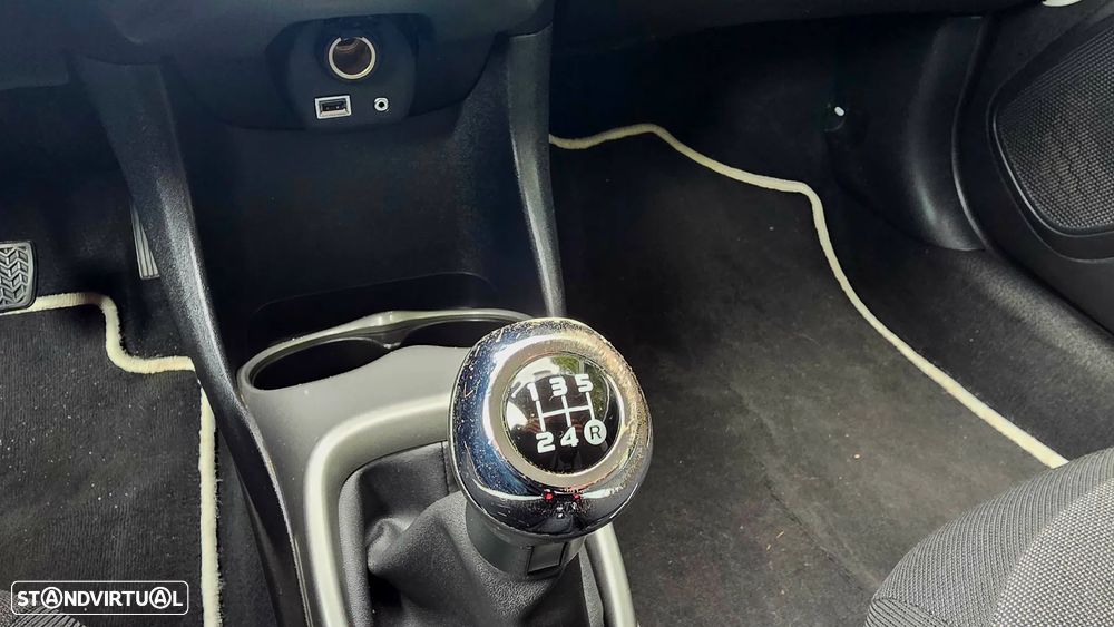 Toyota Aygo 1.0 X-Play Plus - 13