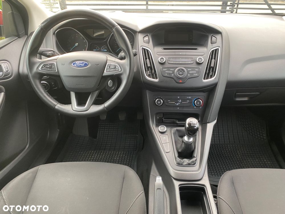 Ford Focus 1.0 EcoBoost Edition - 11