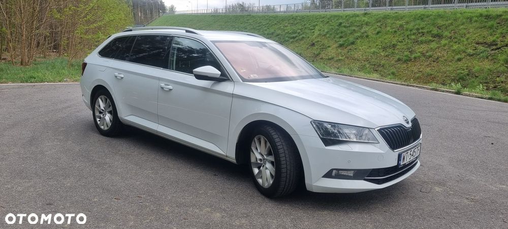 Skoda Superb 2.0 TDI Active DSG - 4