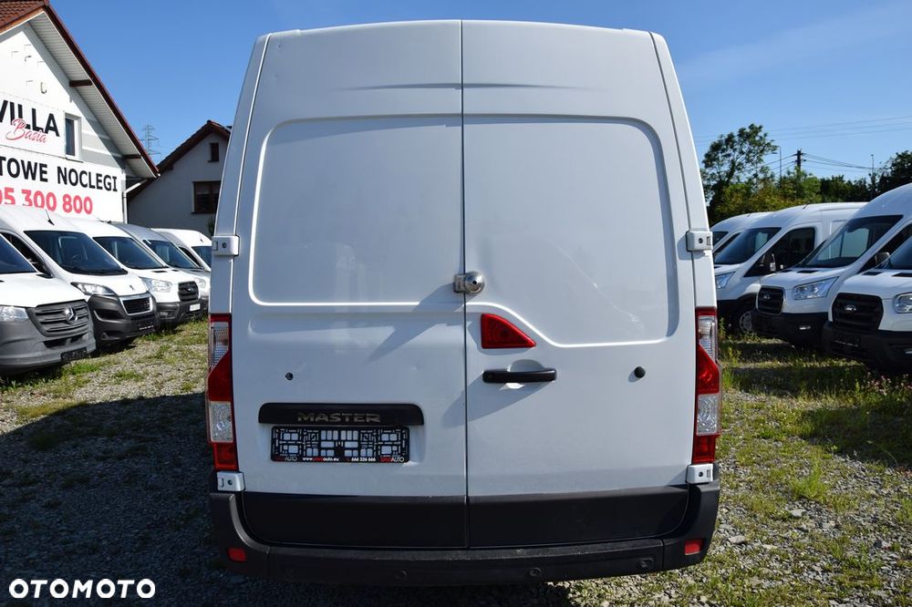 Renault MASTER ​*L3H2​*DOKA​*7-OSOB​*2.3DCI​​*KLIMA​​*TEMPOMAT​*KAMERA​*6 - 7