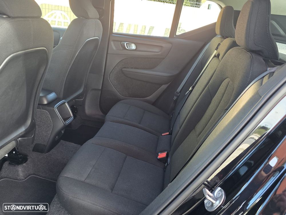 Volvo XC 40 1.5 T2 Essential Auto - 18