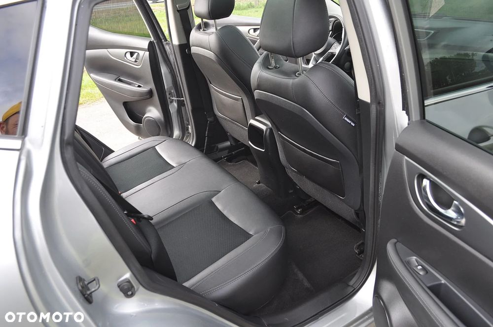 Nissan Qashqai 1.3 DIG-T N-Connecta EU6d - 20