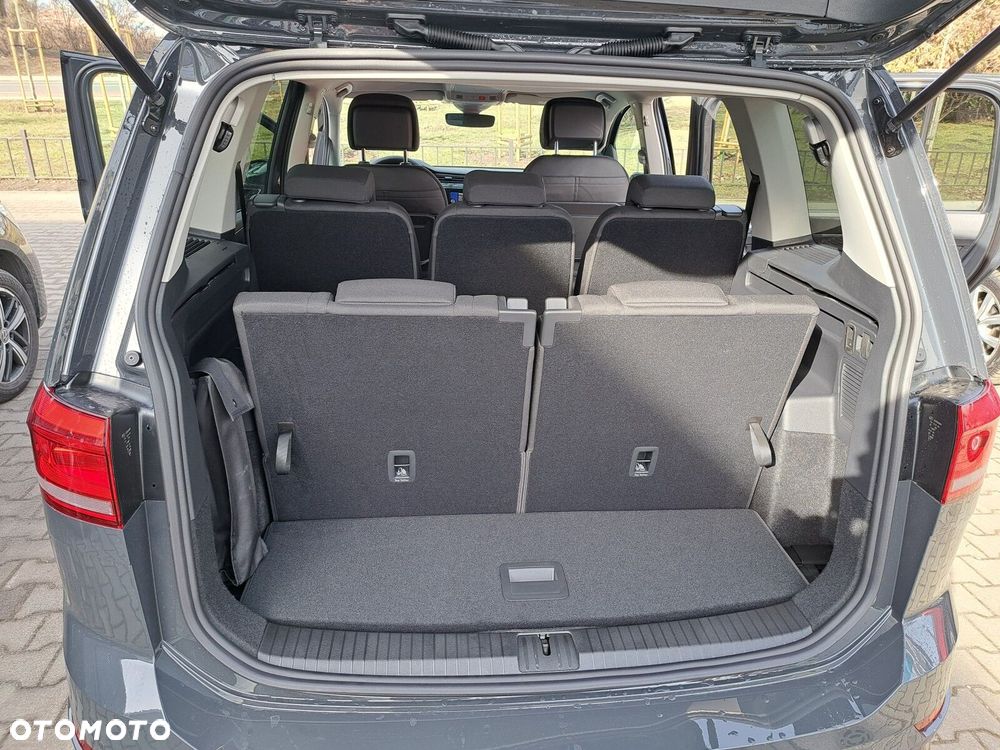 Volkswagen Touran 1.5 TSI EVO Highline DSG - 9