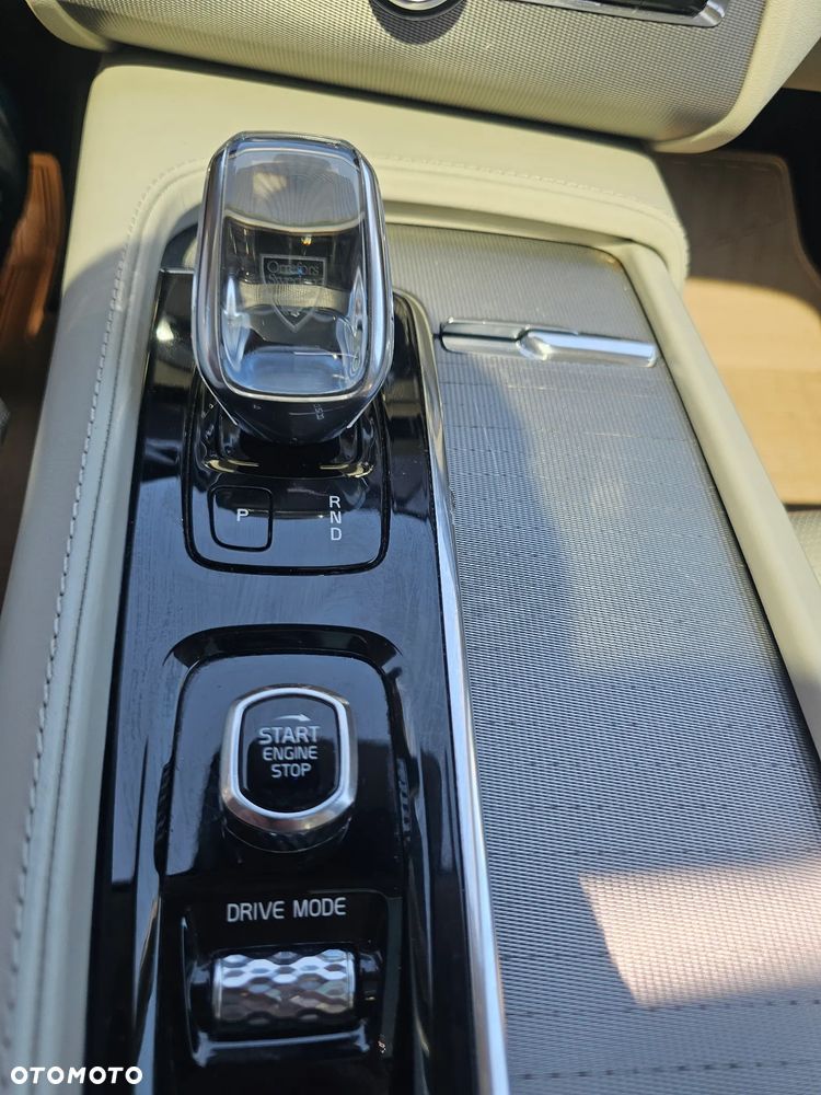 Volvo XC 90 B5 D AWD Inscription - 16