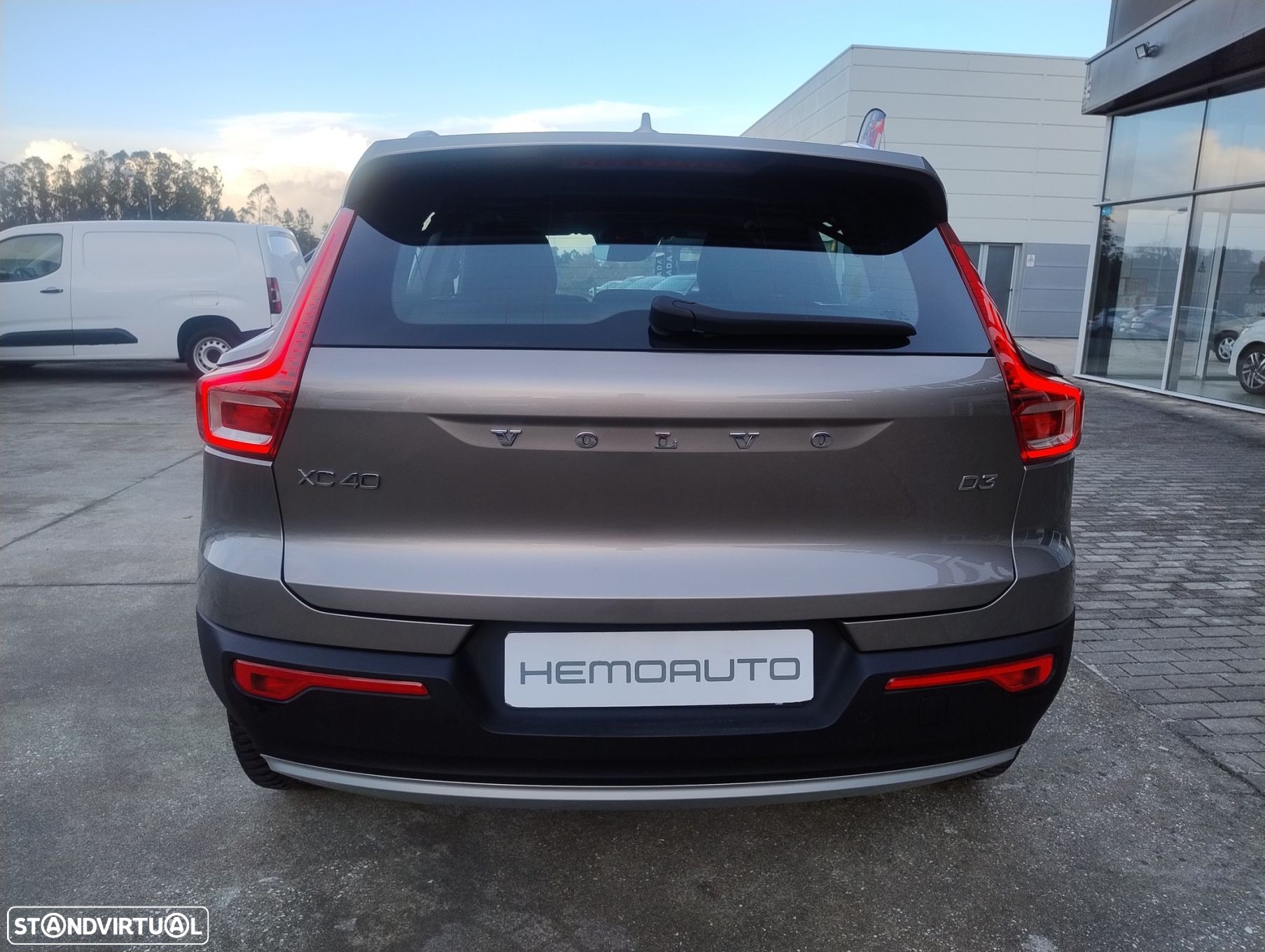 Volvo XC 40 2.0 D3 Momentum - 9