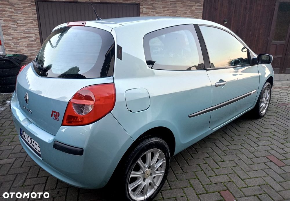 Renault Clio - 3