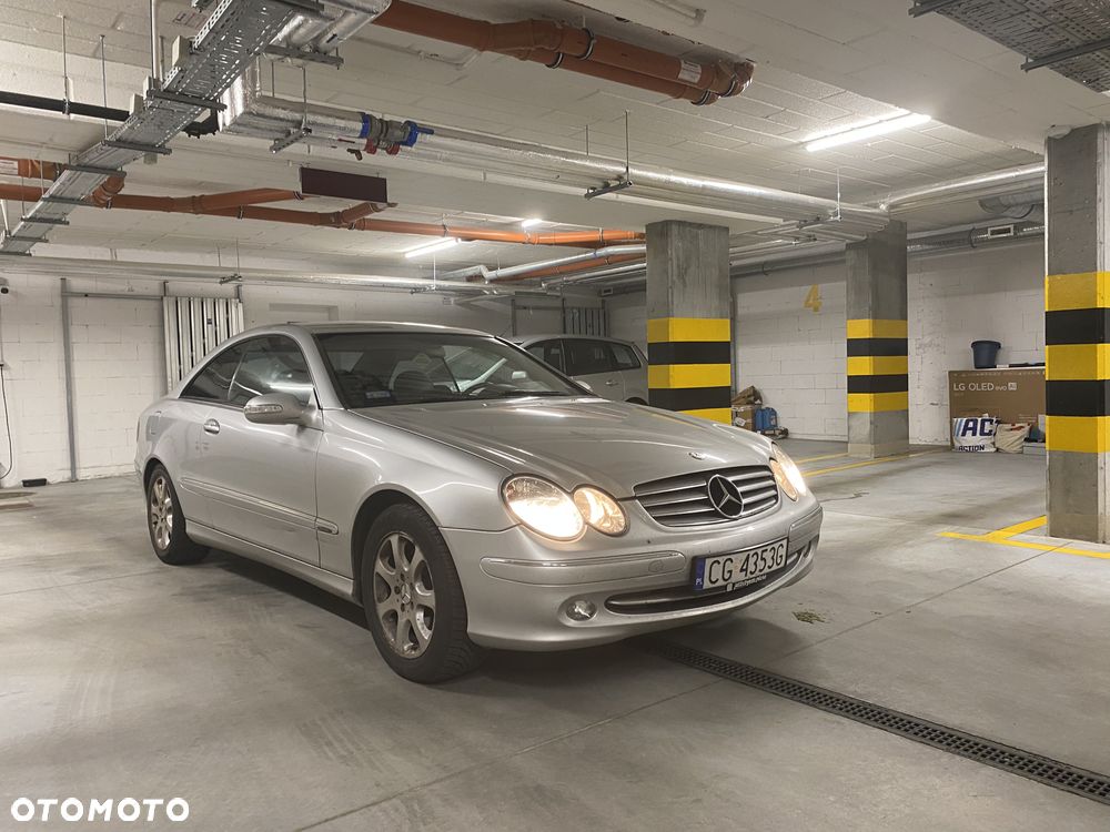 Mercedes-Benz CLK - 9