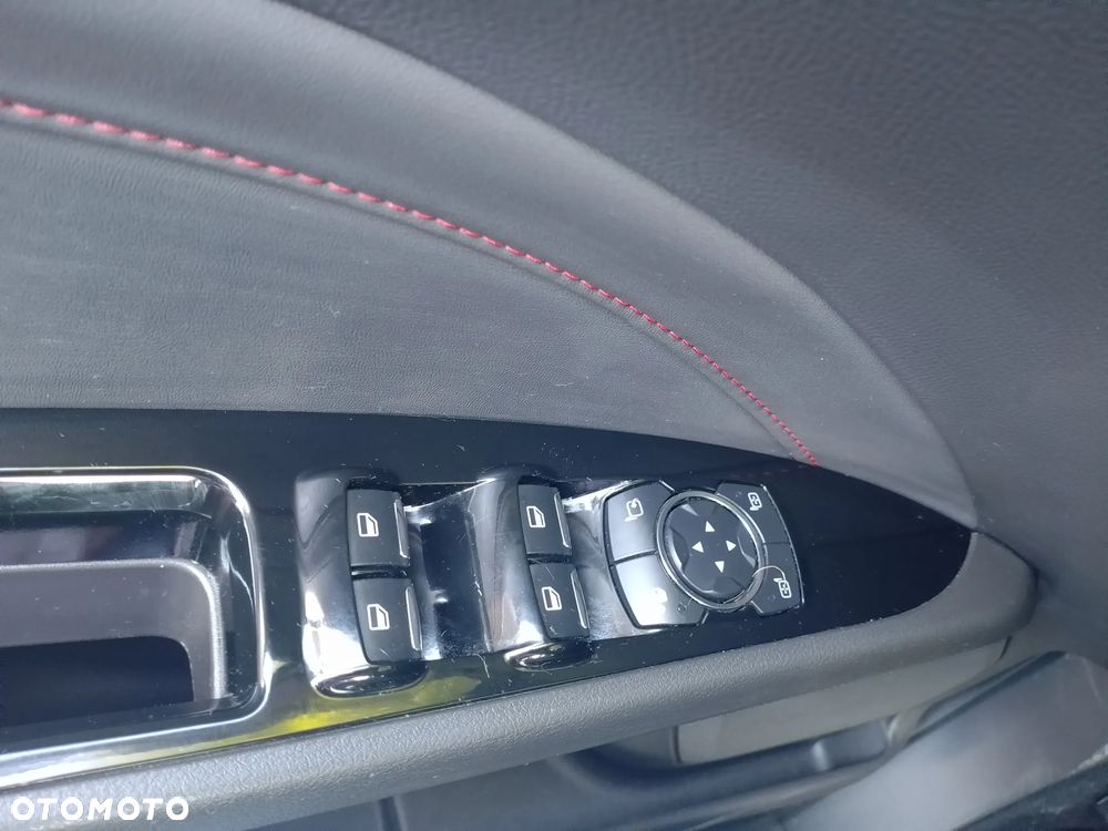 Ford Mondeo - 31