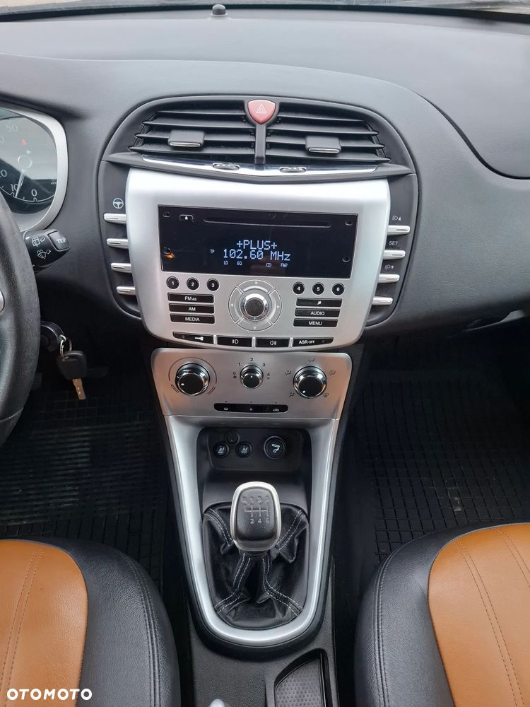 Lancia Delta - 10