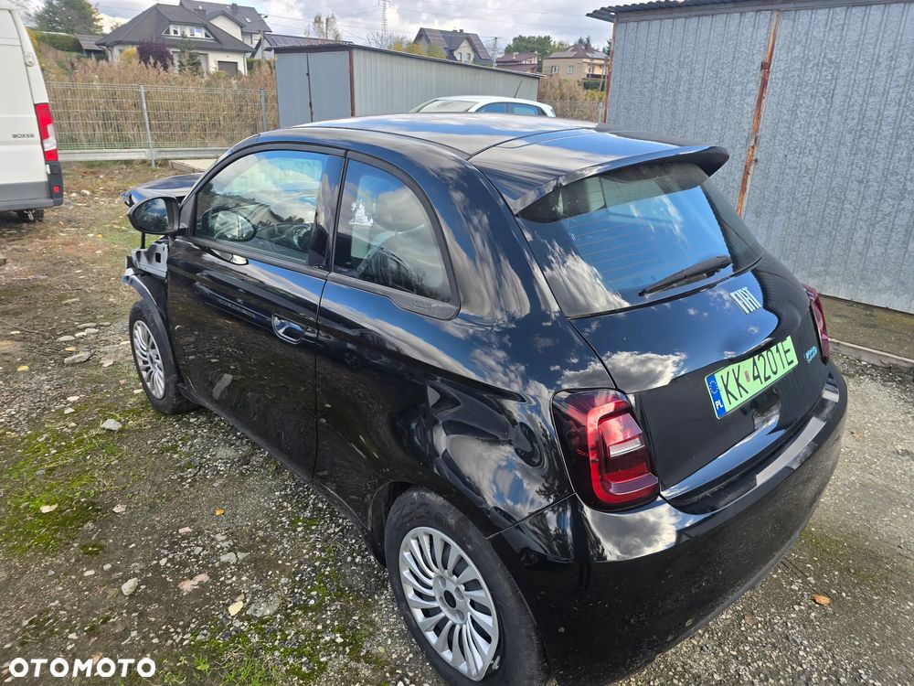 Fiat 500 23.8kWh Action - 6