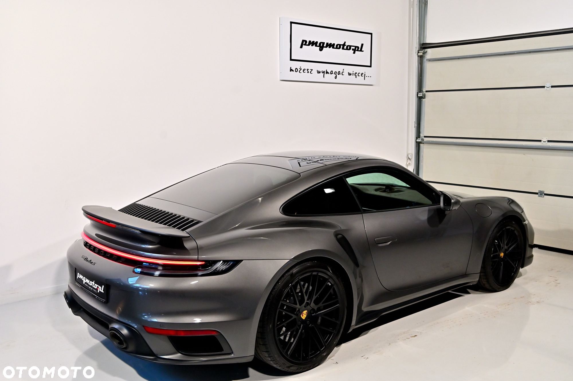 Porsche 911 Turbo S - 10