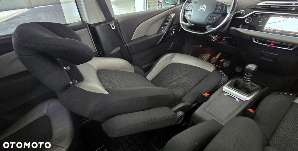 Citroën C4 SpaceTourer - 24