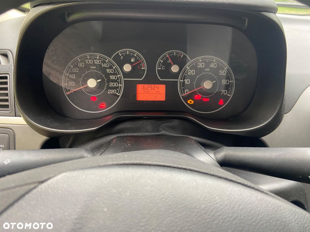 Fiat Punto - 8