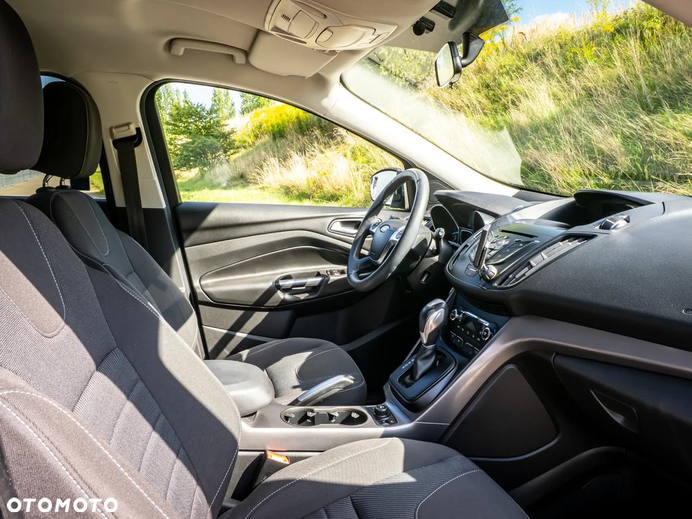 Ford Kuga 1.6 EcoBoost 4WD Titanium - 34