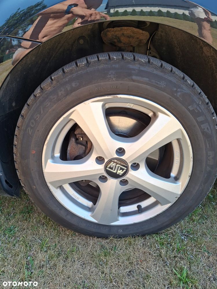 Volkswagen Golf - 14