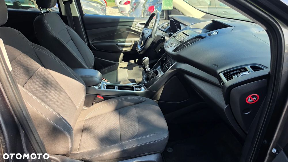 Ford Kuga 1.5 EcoBoost 2x4 SYNC - 14