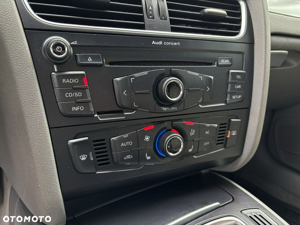 Audi A4 Avant 2.0 TDI DPF Ambiente - 17