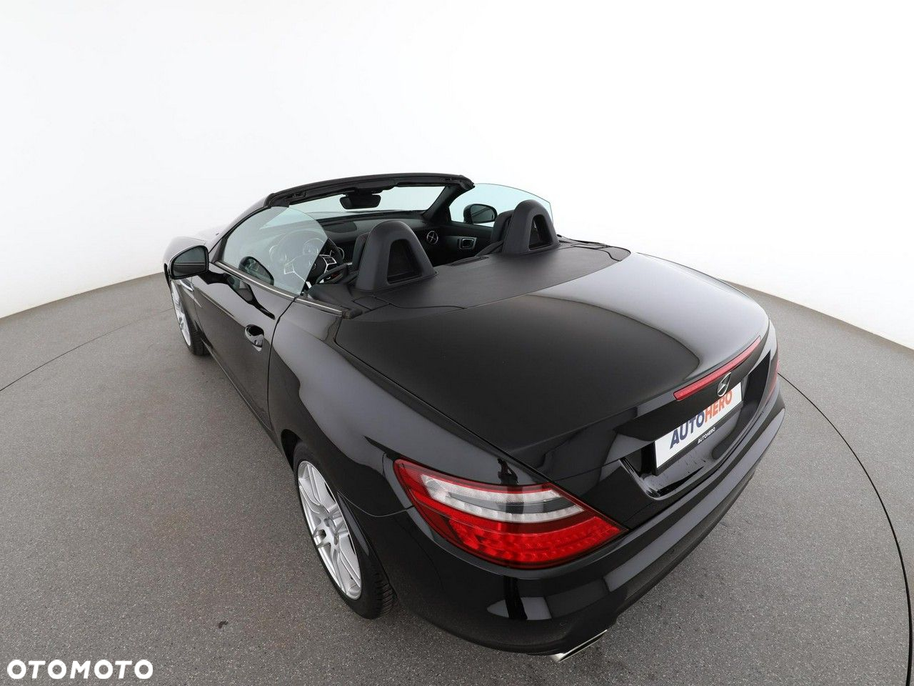 Mercedes-Benz SLK 200 (BlueEFFICIENCY) 7G-TRONIC - 30