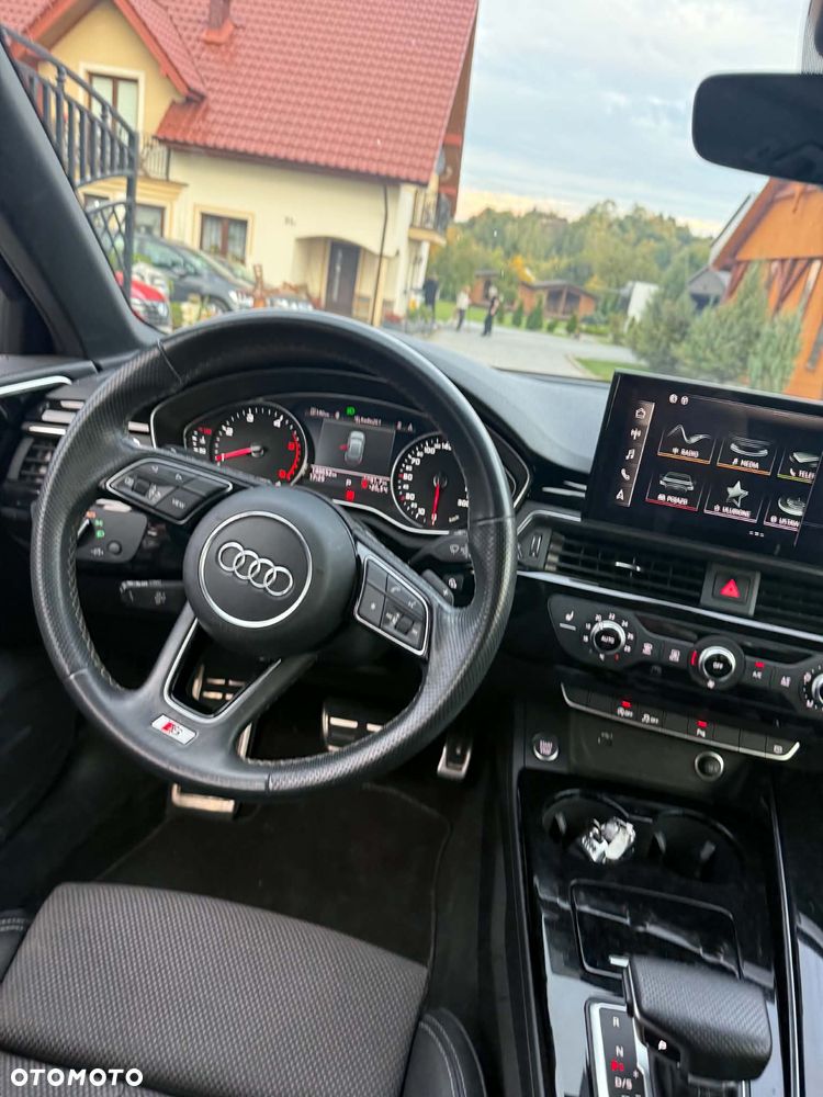 Audi A4 Avant - 11