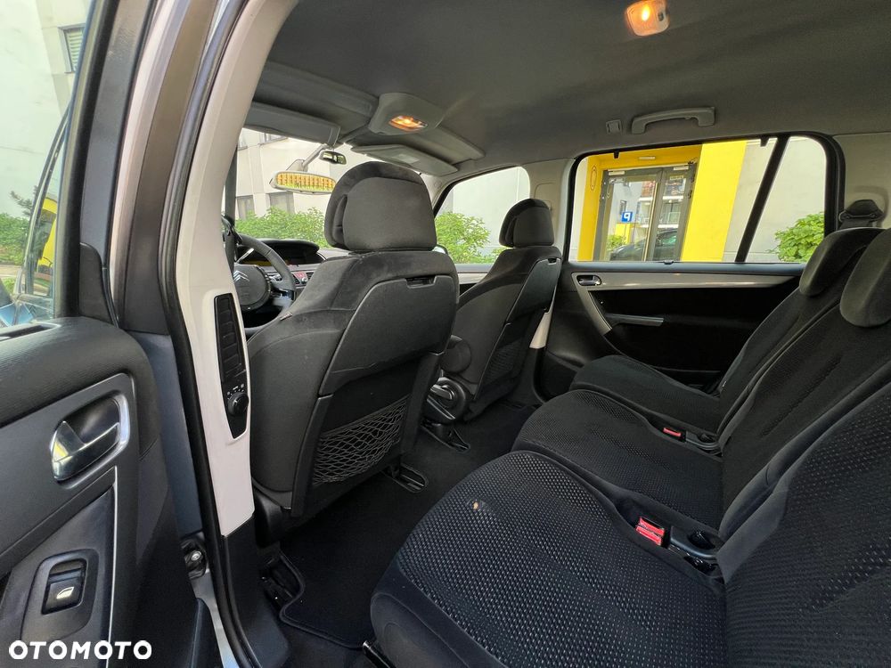 Citroën C4 Picasso - 12