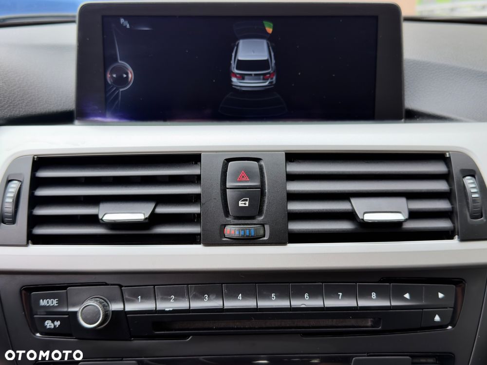 BMW Seria 3 325d - 30