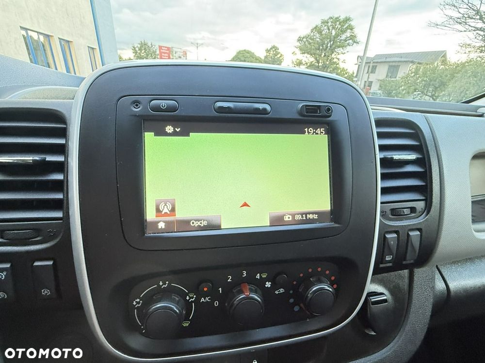 Renault Trafic - 19