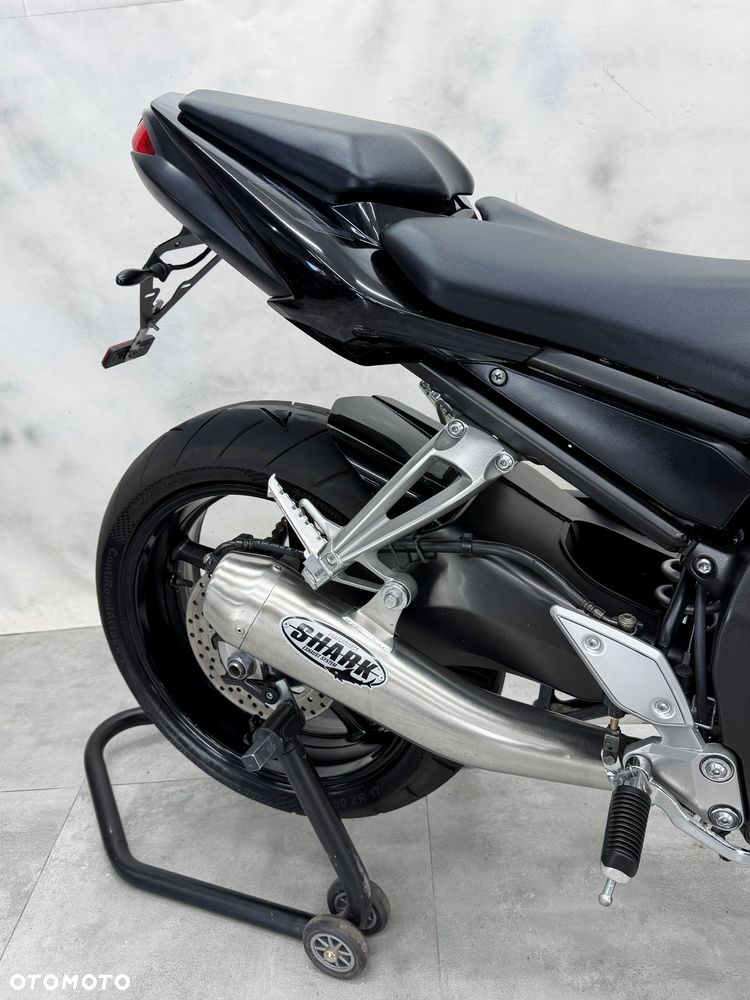 Yamaha FZ - 10