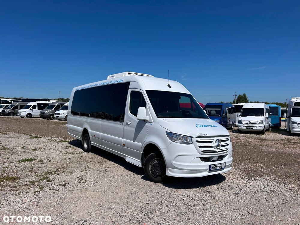 Mercedes-Benz Sprinter 517 - 1