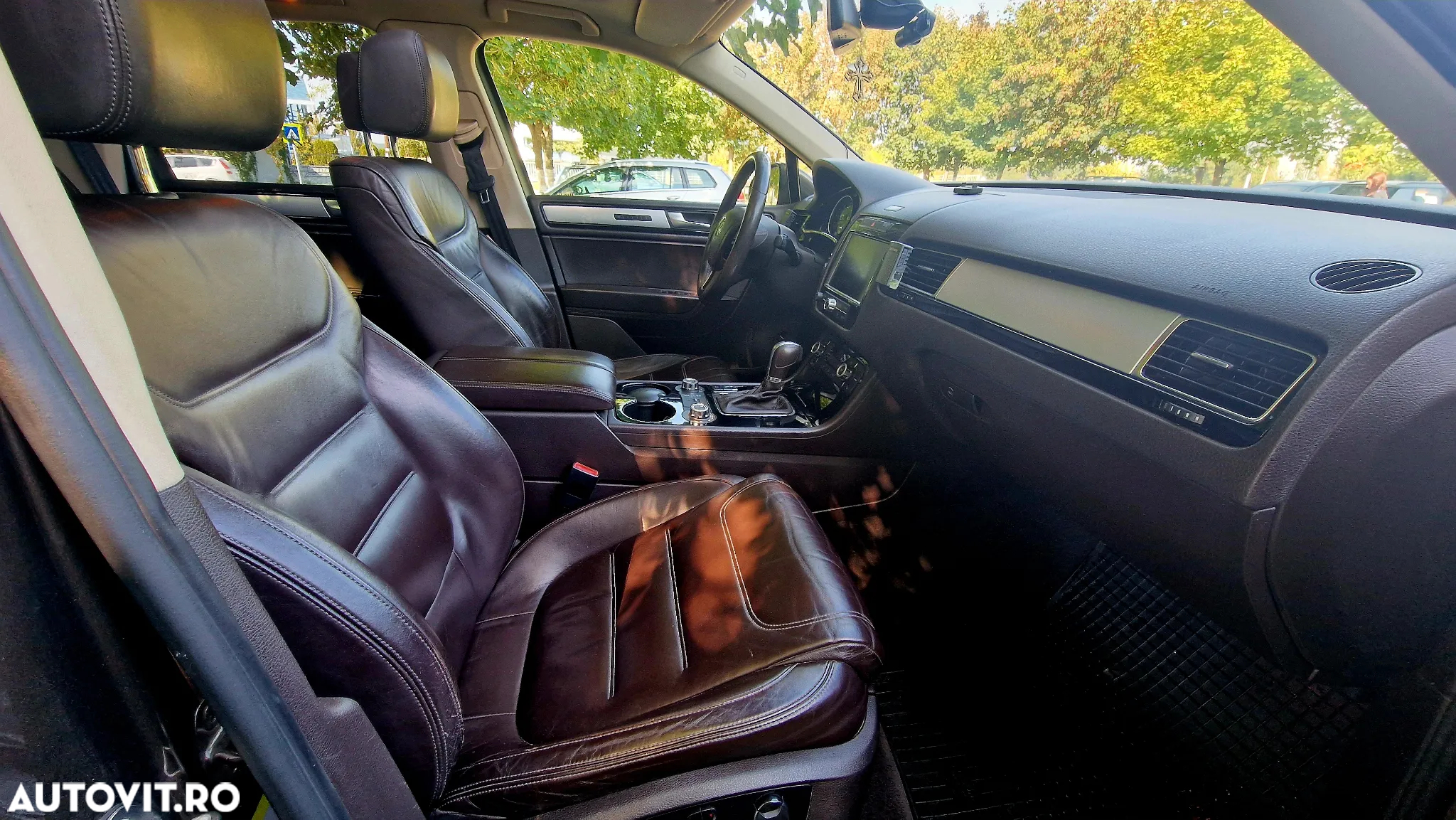 Volkswagen Touareg 3.0 V6 TDI BMT - 13