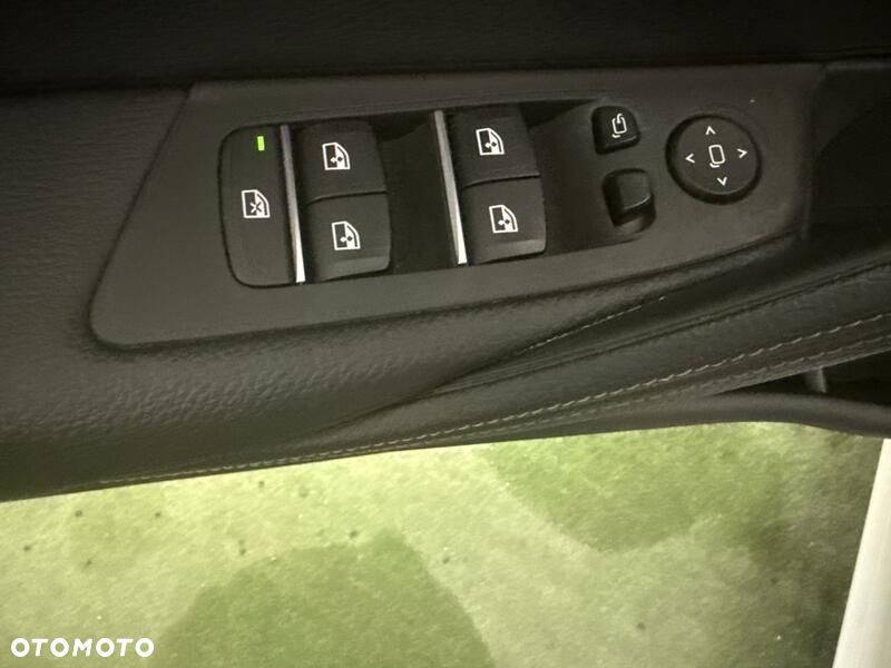 BMW Seria 5 - 12