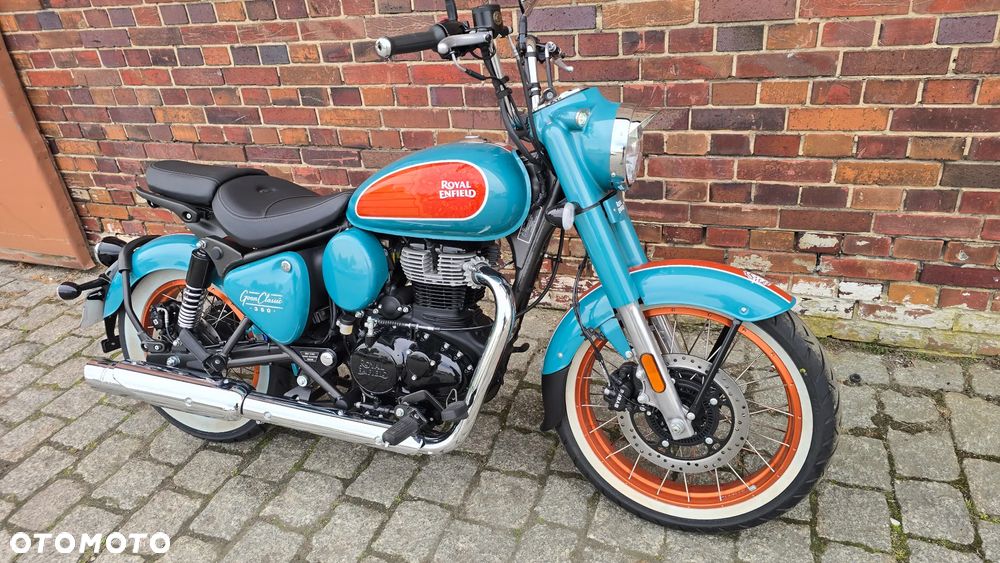 Royal Enfield Classic - 19