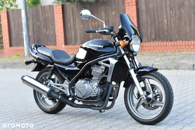 Kawasaki ER - 3