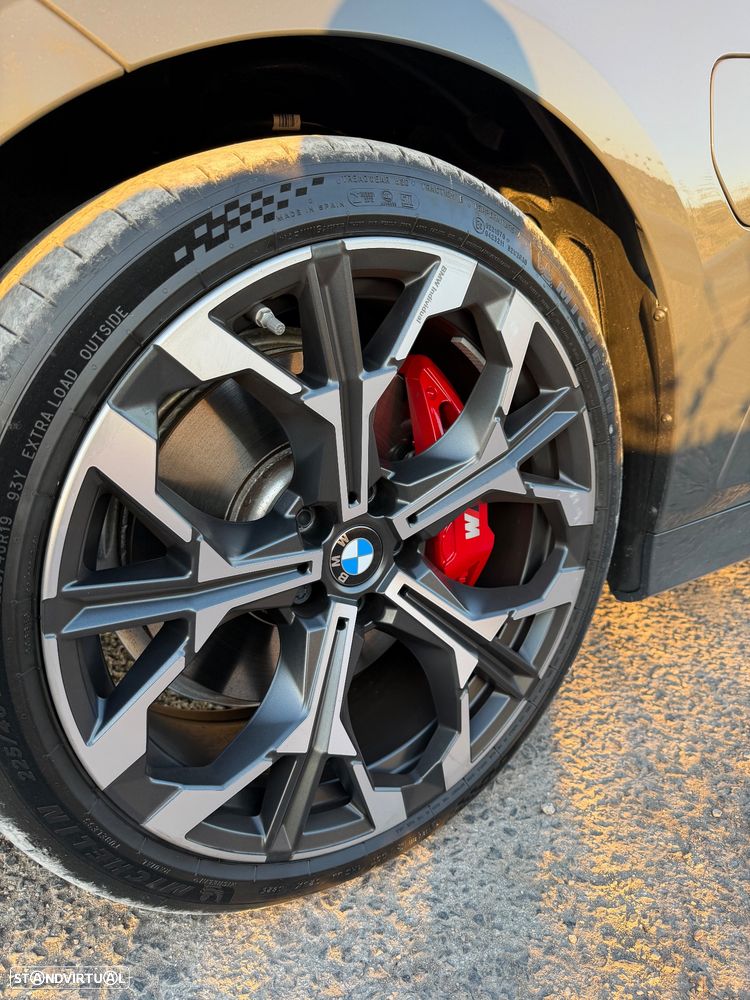 BMW 330 e Pack Desportivo M Pro Auto - 21